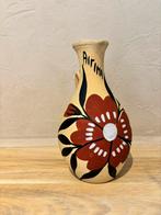 Airina vaas beige zwart rood witte bloem print retro vintage, Gebruikt, Geel, Aardewerk of Porselein, Ophalen of Verzenden