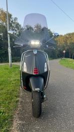 Vespa sprint €2000, Fietsen en Brommers, Scooters | Vespa, Ophalen, Maximaal 45 km/u, Vespa S, Benzine