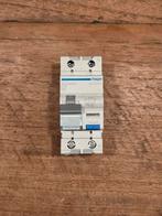 Hager aardlekautomaat C16 / 0,03A (30mA) 1P+N, Hobby en Vrije tijd, Ophalen of Verzenden, Zo goed als nieuw