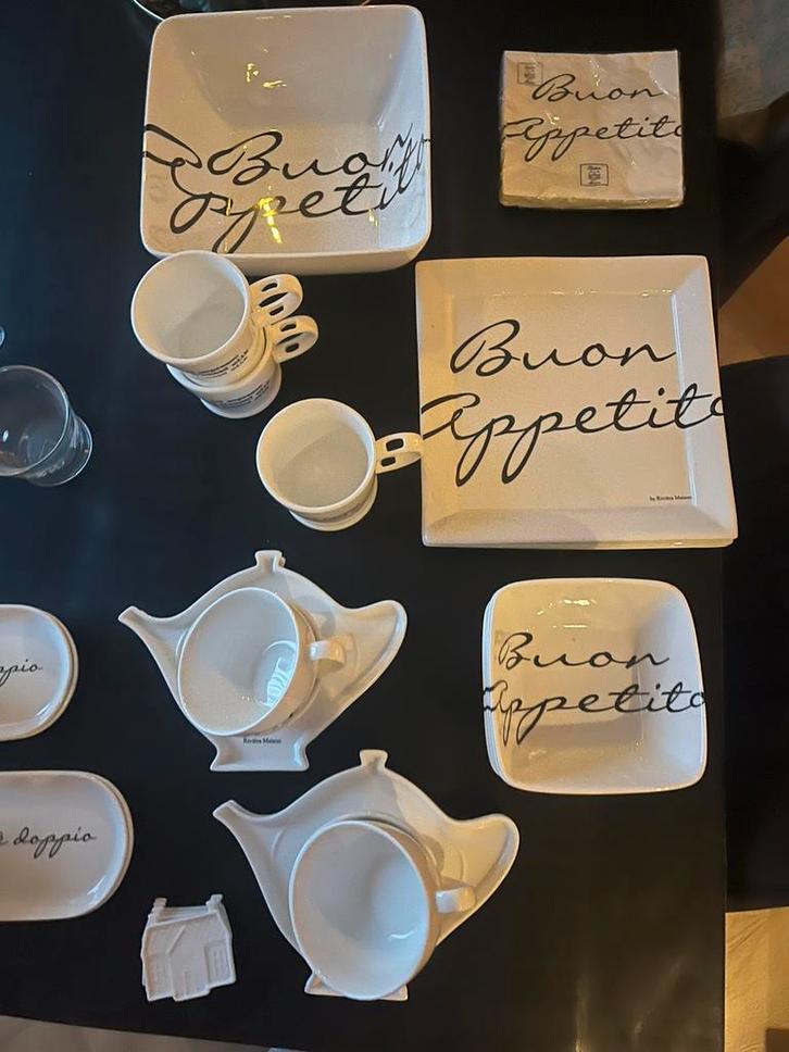 Riviera maison servies, Huis en Inrichting, Keuken | Servies, Zo goed als nieuw, Kop(pen) en/of Schotel(s), Overige stijlen, Porselein