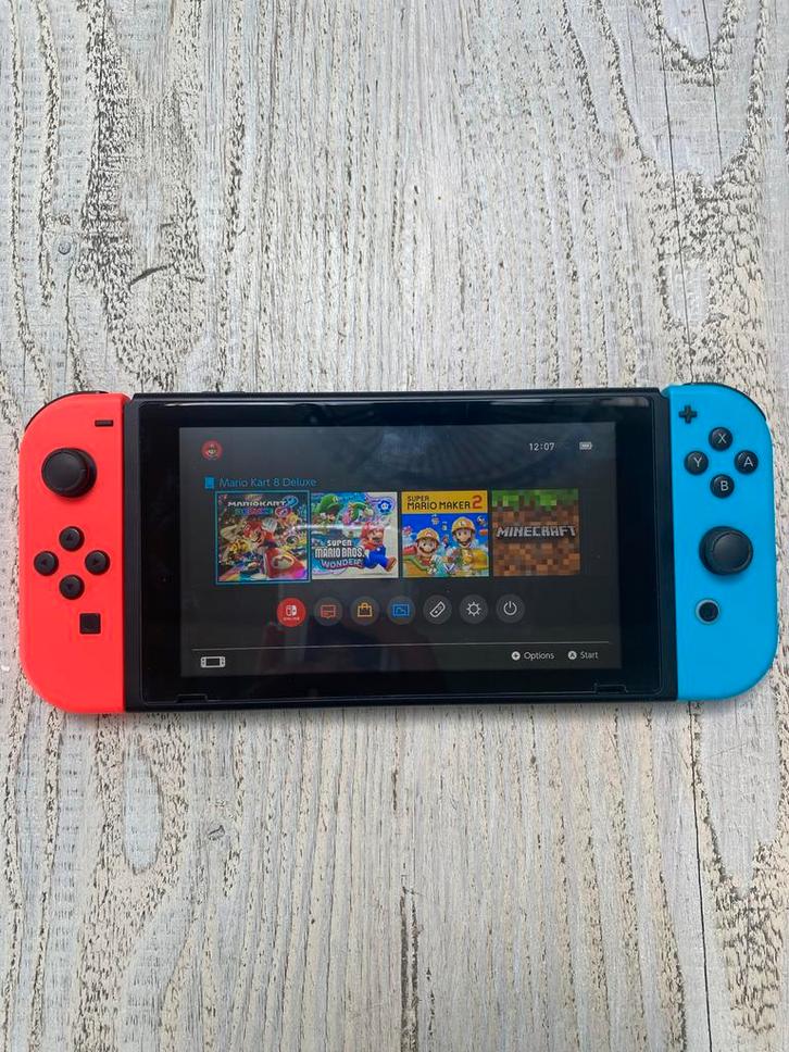 Nintendo Switch (incl. Dock, Joy-Cons & Kabels) – Speelklaar, Spelcomputers en Games, Spelcomputers | Nintendo Switch, Gebruikt