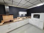 Showroom keuken, Huis en Inrichting, Ophalen, Wit, Hoekkeuken, Nieuw