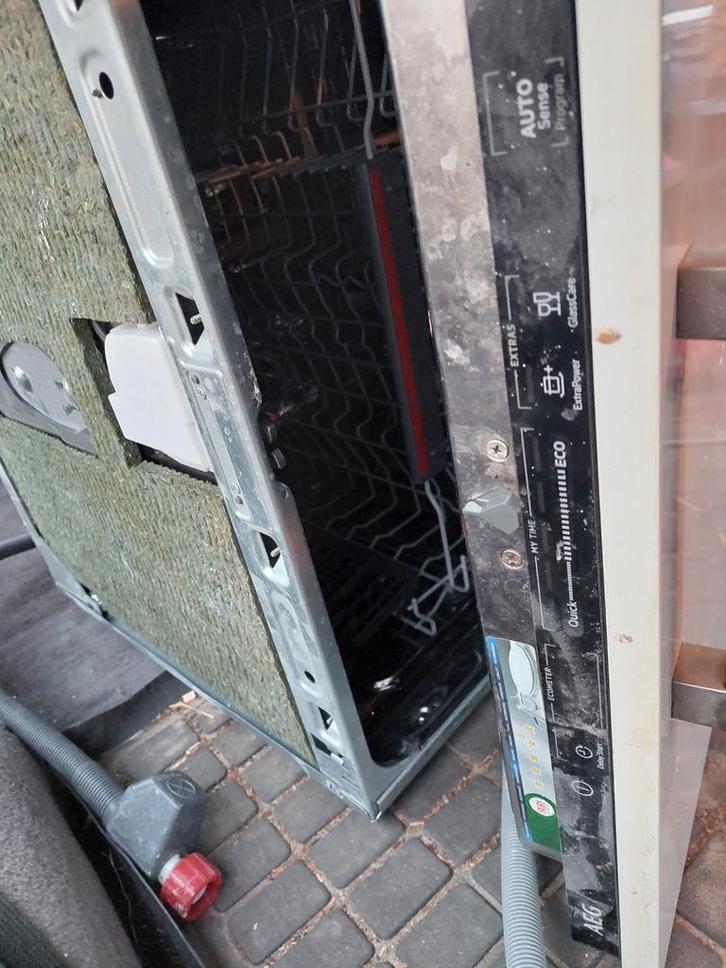 Voor inbouwkeuken: vaatwadser, ijskast, fornuis, Witgoed en Apparatuur, Vaatwasmachines, Zo goed als nieuw, 85 tot 90 cm, Ophalen of Verzenden