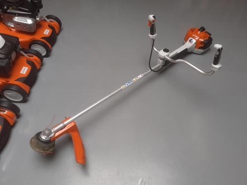 Stihl FS 411 C bosmaaier met 2 draads maaibol, 41 CC, Demo!, Tuin en Terras, Bosmaaiers, Zo goed als nieuw, Ophalen