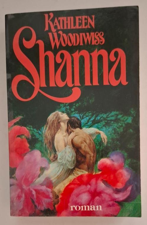 Shanna, Kathleen Woodiwiss, Boeken, Romans, Zo goed als nieuw, Ophalen of Verzenden