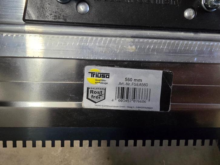 Triuso FSEA560 Rakel voor egaliseren, Doe-het-zelf en Verbouw, Gereedschap | Handgereedschap, Zo goed als nieuw, Ophalen of Verzenden