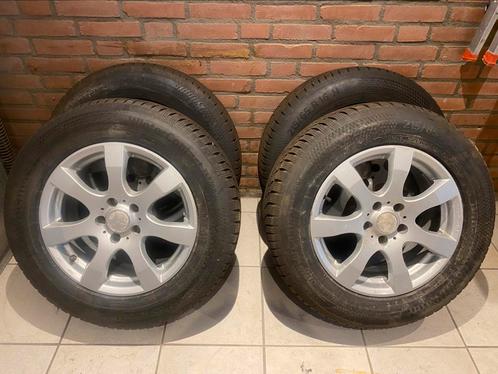 Zgan winterbanden met velg Volvo V70 XC (Cross Country), Auto-onderdelen, Banden en Velgen, Banden en Velgen, Winterbanden, 16 inch
