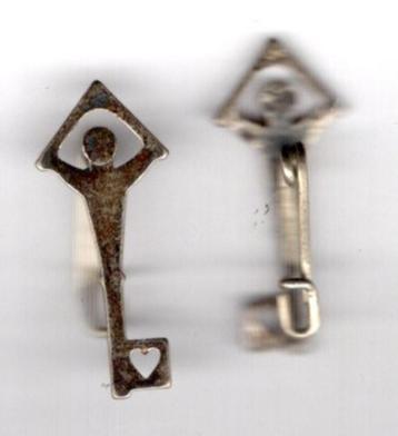 Zilveren Mies Bouwman Open het Dorp 1962 broche ( P_107a ) beschikbaar voor biedingen