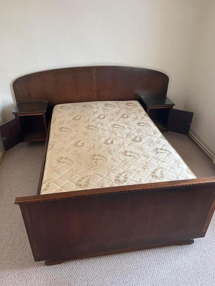 Antiek bed met nachtkastjes, Huis en Inrichting, Slaapkamer | Complete slaapkamers, Gebruikt, Eenpersoons, Ophalen