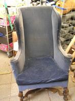 Opknapper - Oorfauteuil - met houten onderstel+armleuningen, Ophalen