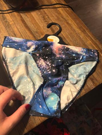 Bikinislip/onderbroek met space-print (heelal) maat 38 beschikbaar voor biedingen