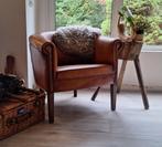Mooie vintage schapenleren tubchair club fauteuil, Huis en Inrichting, Gebruikt, Ophalen of Verzenden, Landelijk, Nvt