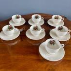 Wedgwood "Moss Rose" 7 theekopjes, Antiek en Kunst, Antiek | Servies compleet, Ophalen of Verzenden