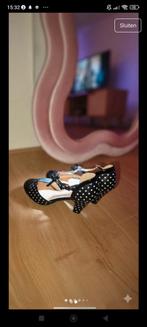 Banned Retro Hakken - Banned - Maat 38,5, Banned, Ophalen of Verzenden, Zo goed als nieuw, Pumps