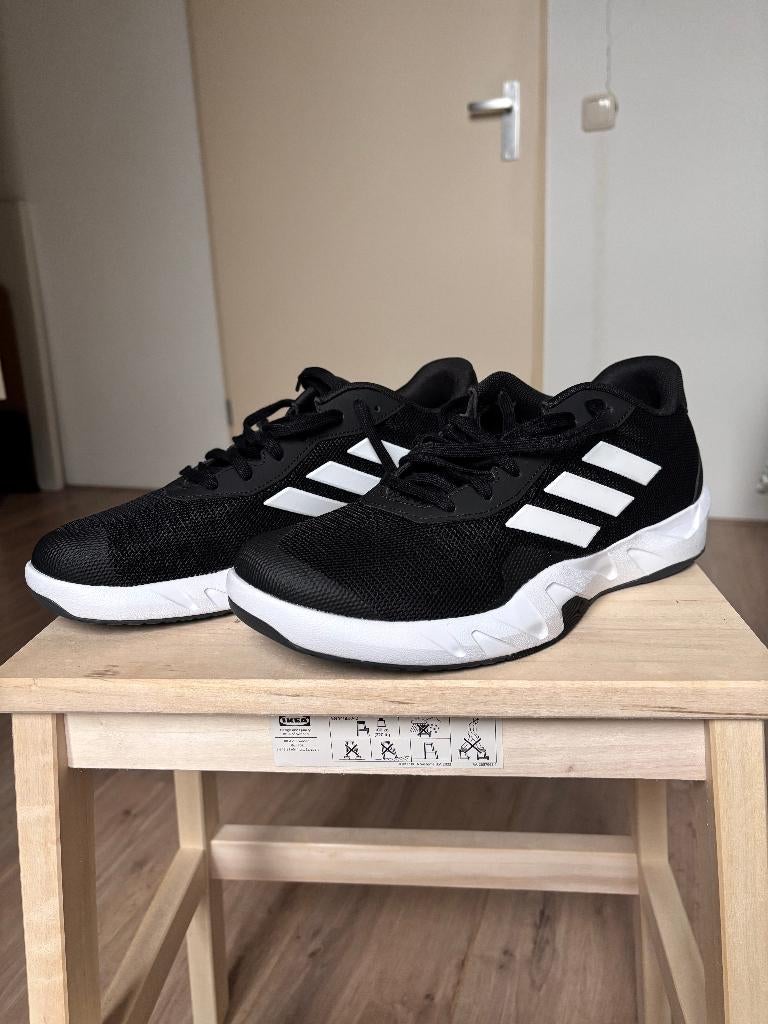 Adidas Amplimove Trainer Schoenen. Maat 44., Verzenden, Zwart, Nieuw, Sneakers of Gympen