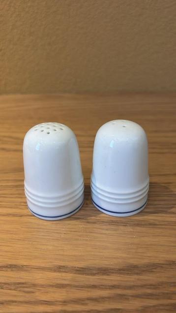 Vintage Peper en Zout Stel Wit Porselein Friesland Jeverland beschikbaar voor biedingen