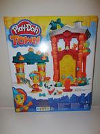 Nieuw Play doh Town Brandweer Kazerne, Ophalen of Verzenden, Nieuw, Knutselen