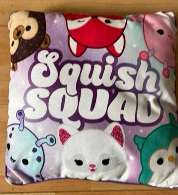 3 leuke kussentjes. Squish Squad en hartjes beschikbaar voor biedingen