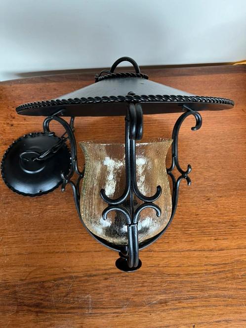 Vintage Hanglamp gietijzer en glas, Huis en Inrichting, Lampen | Wandlampen, Gebruikt, Glas, Metaal, Verzenden
