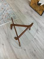 Leuk houten bijzettafeltje met glazen bovenkant, Huis en Inrichting, Tafels | Bijzettafels, Ophalen, Zo goed als nieuw, Rond