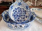 Schitterende opengewerkte porseleinen schalen Blauw, Antiek en Kunst, Ophalen of Verzenden
