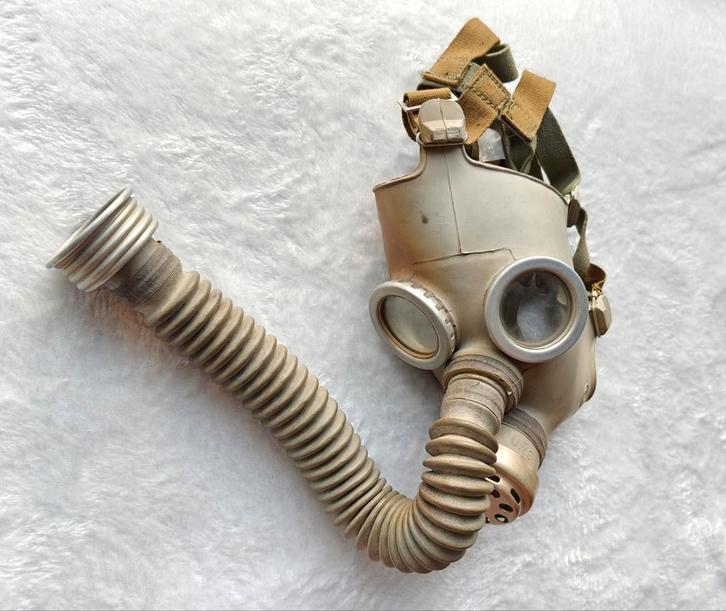 Vintage Gasmasker // Sid Wilson PDF-D, Verzamelen, Militaria | Algemeen, Overige soorten, Helm of Baret, Overige gebieden, Ophalen of Verzenden