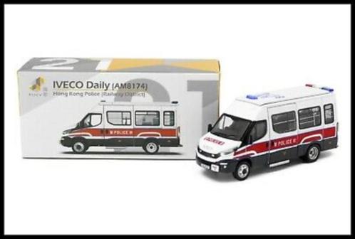 Iveco Daily (AM8174) van Tiny Toys Hong Kong police, Hobby en Vrije tijd, Modelauto's | Overige schalen, Nieuw, Auto, Ophalen of Verzenden