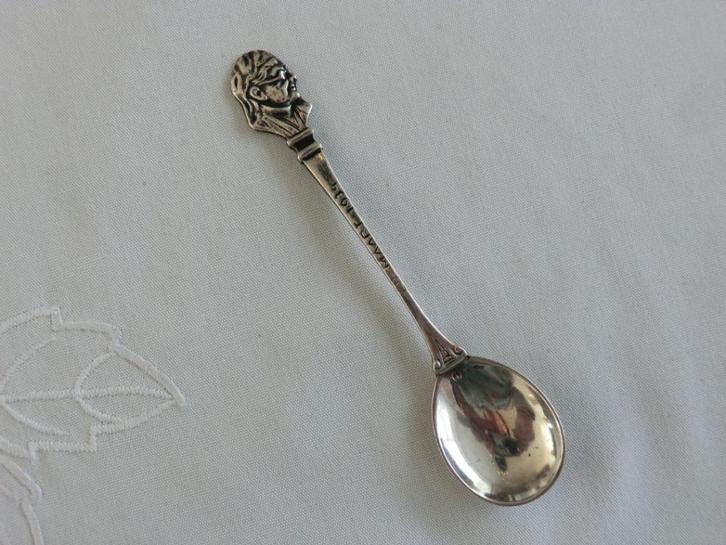 Zilver lepeltje v Koningin Emma moeder v Koningin Wilhelmina, Antiek en Kunst, Antiek | Goud en Zilver, Zilver, Verzenden
