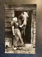 9. Klederdracht - Axel - paard - dame - vrouw, Zeeland, Gelopen, Verzenden