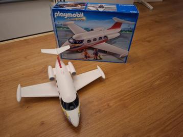 vliegtuig playmobil beschikbaar voor biedingen