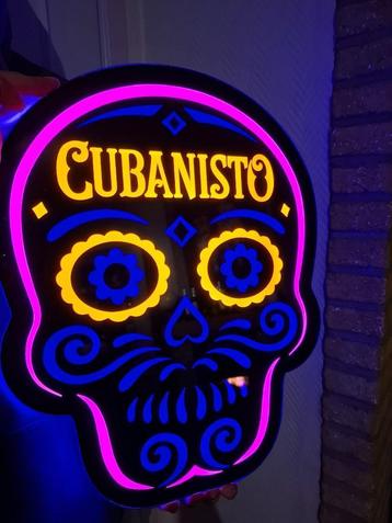 Lichtreclame Cubanisto (nieuw in originele verpakking) beschikbaar voor biedingen