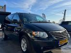 Chrysler Voyager Town & Country | AUTOMAAT | 7 PERSOON | AC, Auto's, Chrysler, Gebruikt, 700 kg, 7 stoelen, Zwart