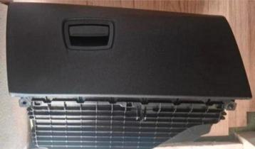 Bmw f10/f11 dashboardkast / handschoenenkast. beschikbaar voor biedingen