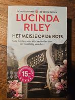 Het meisje op de rots - Lucinda Riley, Boeken, Ophalen of Verzenden, Zo goed als nieuw, Lucinda Riley