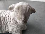 Beeld van liggend schaap, Verzamelen, Beelden en Beeldjes, Ophalen of Verzenden, Zo goed als nieuw, Dier