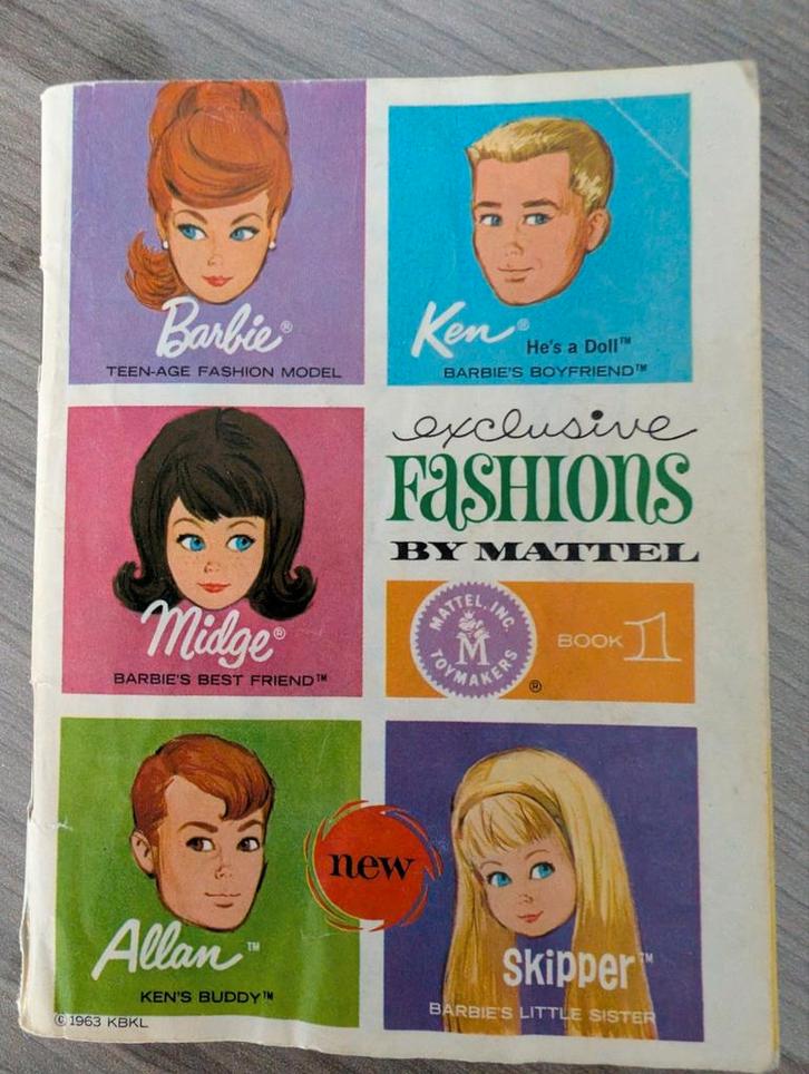 Barbie Booklet Mattel 1963 - Exclusieve Fashions!, Verzamelen, Speelgoed, Ophalen of Verzenden