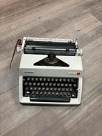 Olympia Monica typemachine in draagkoffer, Ophalen of Verzenden, Zo goed als nieuw