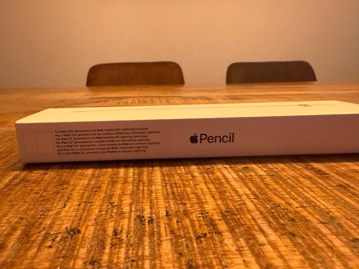 Apple 2022 pencil (1ste generation), Computers en Software, Apple iPads, Refurbished, Apple iPad, 10 inch, 16 GB, Wit, Ophalen of Verzenden