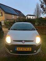 Fiat Punto 1.4 Multi-air 77KW 3DR 2010 Wit, Auto's, Voorwielaandrijving, 4 cilinders, 400 kg, Wit