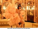 TAYLOR SWIFT, LIFE OF A SHOWGIRL, SWEAT & VANILLA EDITION, Cd's en Dvd's, Cd's | Pop, Ophalen of Verzenden, 2000 tot heden, Nieuw in verpakking