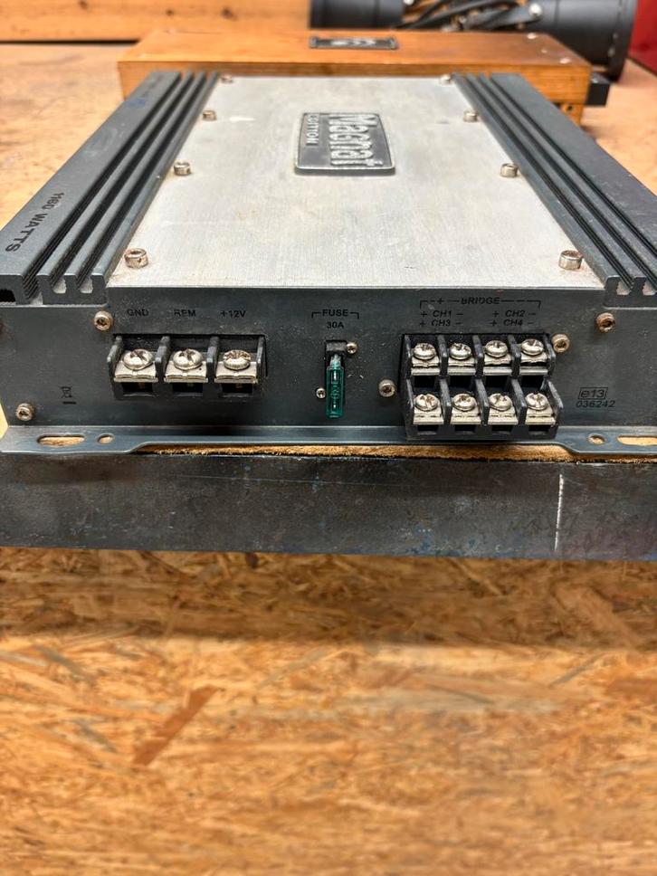 Versterker - Magnat Edition 440 HQ, Auto diversen, Autospeakers, Gebruikt, Ophalen of Verzenden