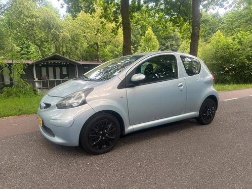 Toyota Aygo 1.0-12V + N.A.P AIRCO, Auto's, Toyota, Bedrijf, Te koop, Aygo, ABS, Airbags, Airconditioning, Centrale vergrendeling