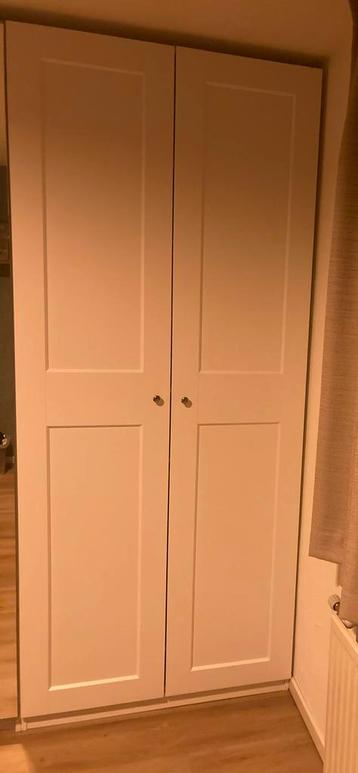 IKEA Pax Kast met Planken en Hanggedeelte beschikbaar voor biedingen