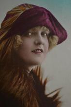 belgie 1922 vrouw  art deco flapper twenties, Ophalen, 1920 tot 1940, Gelopen, Sterren en Beroemdheden