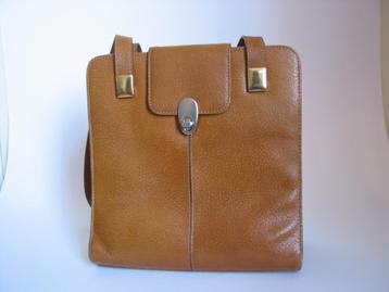 vintage handtas leer? lichtbruin schoudertas messing beschikbaar voor biedingen