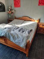 2 persoonsbed met vrijwel nieuwe matrassen!elektrische latte, Ophalen of Verzenden, Zo goed als nieuw, Tweepersoons