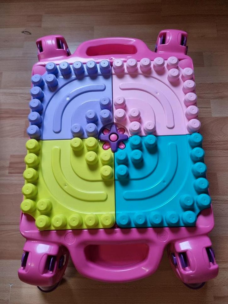 Mega Blocks Bouwset inclusief blokken en autos, Kinderen en Baby's, Speelgoed | Thomas de Trein, Zo goed als nieuw, Ophalen of Verzenden