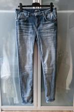 Cotton Club skinny spijkerbroek W31 L32, Kleding | Dames, Spijkerbroeken en Jeans, Blauw, Nieuw, Ophalen of Verzenden, W30 - W32 (confectie 38/40)
