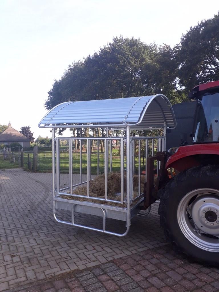 Degelijk uitgevoerde ponyruif met dak, Dieren en Toebehoren, Stalling en Weidegang, Weidegang, 4 paarden of pony's of meer