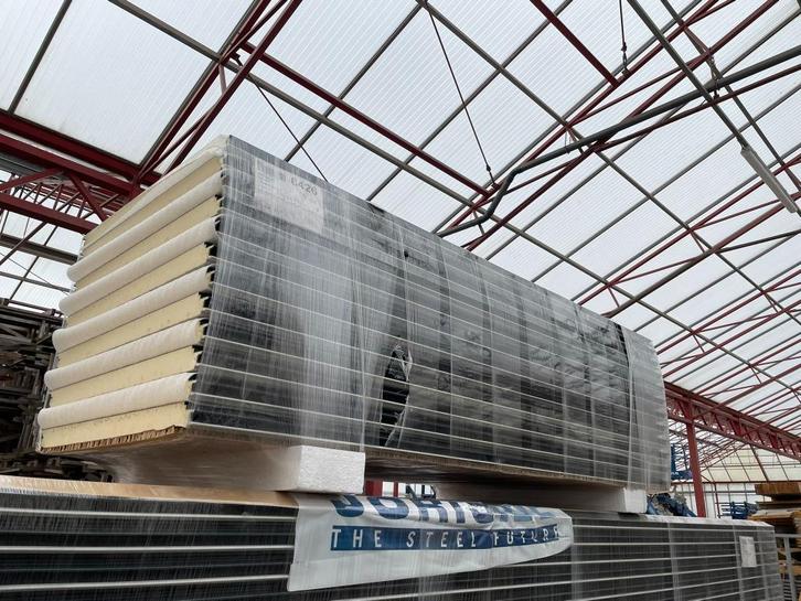 Nieuwe Sandwichpanelen 60mm | 2400mm, Doe-het-zelf en Verbouw, Platen en Panelen, Nieuw, Overige materialen, 50 tot 100 mm, Ophalen